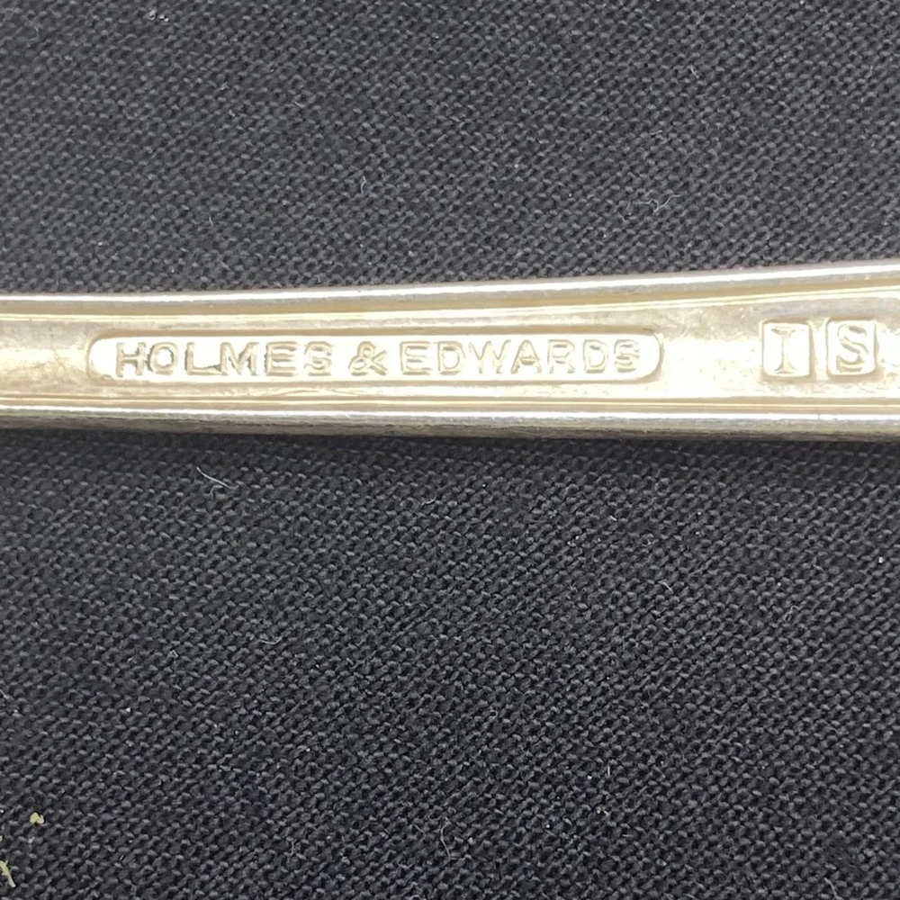 Holmes & Edwards IS 7.5in Dinner Forks 3pc Heart Silver Fashion Silverplate 1954